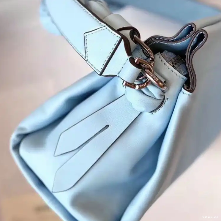 Fashionrepsfam ru Givenchy Bag 20GV11162 0811